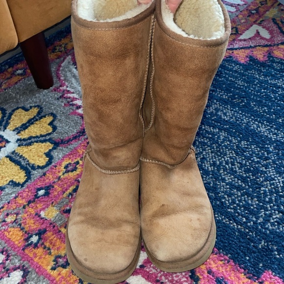 Women's UGG Classic II Chestnut Tall Boots - Picture 2 of 6